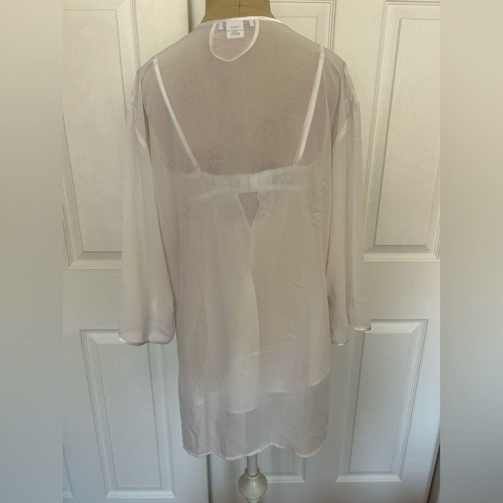 Seductive Wear Slip & Robe - Picture 7 of 16